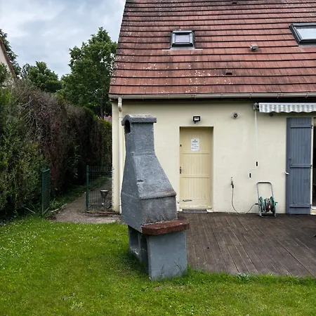 Privatunterkunft Studio Independant Dans Une Maison Avec Jardin